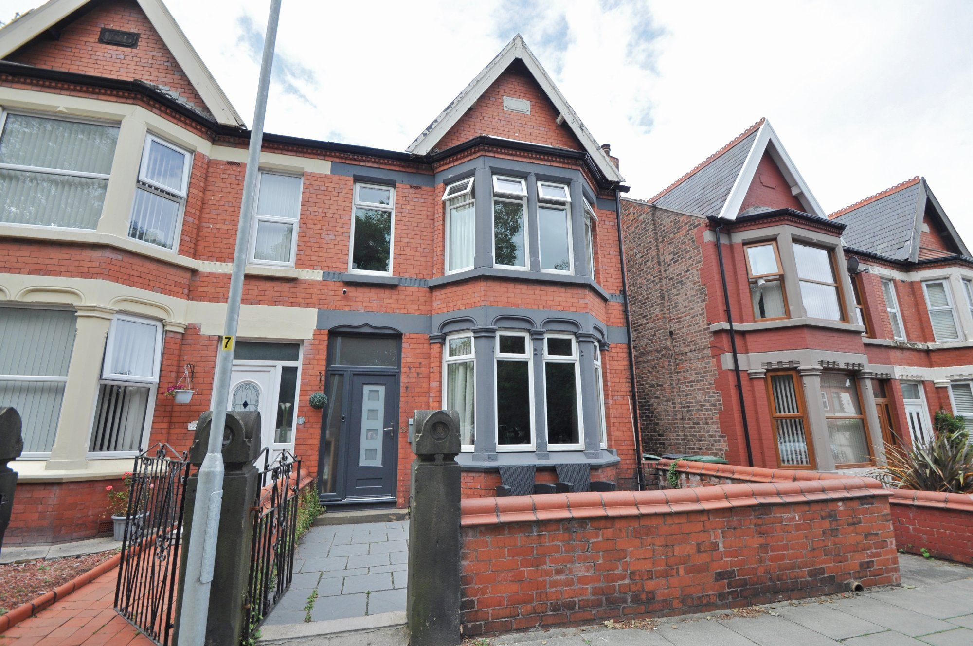 4 bed semidetached house for sale in Earlston Road, Wallasey CH45 Zoopla