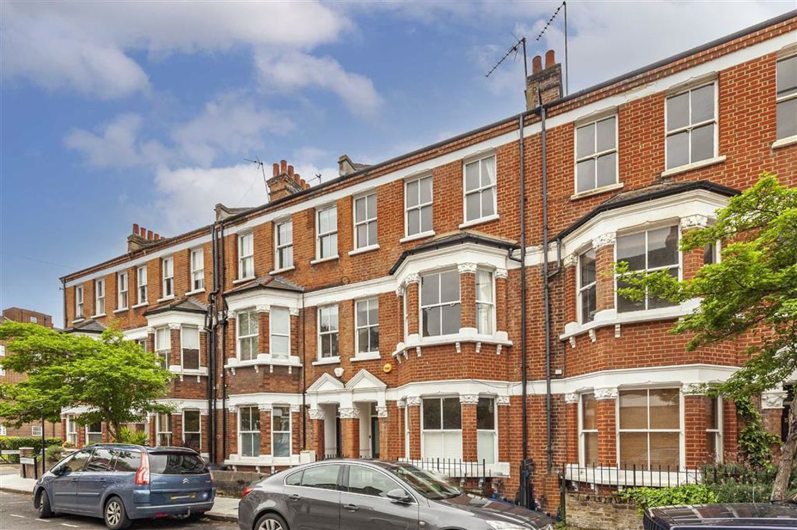 Harmsworth Street, London SE17  