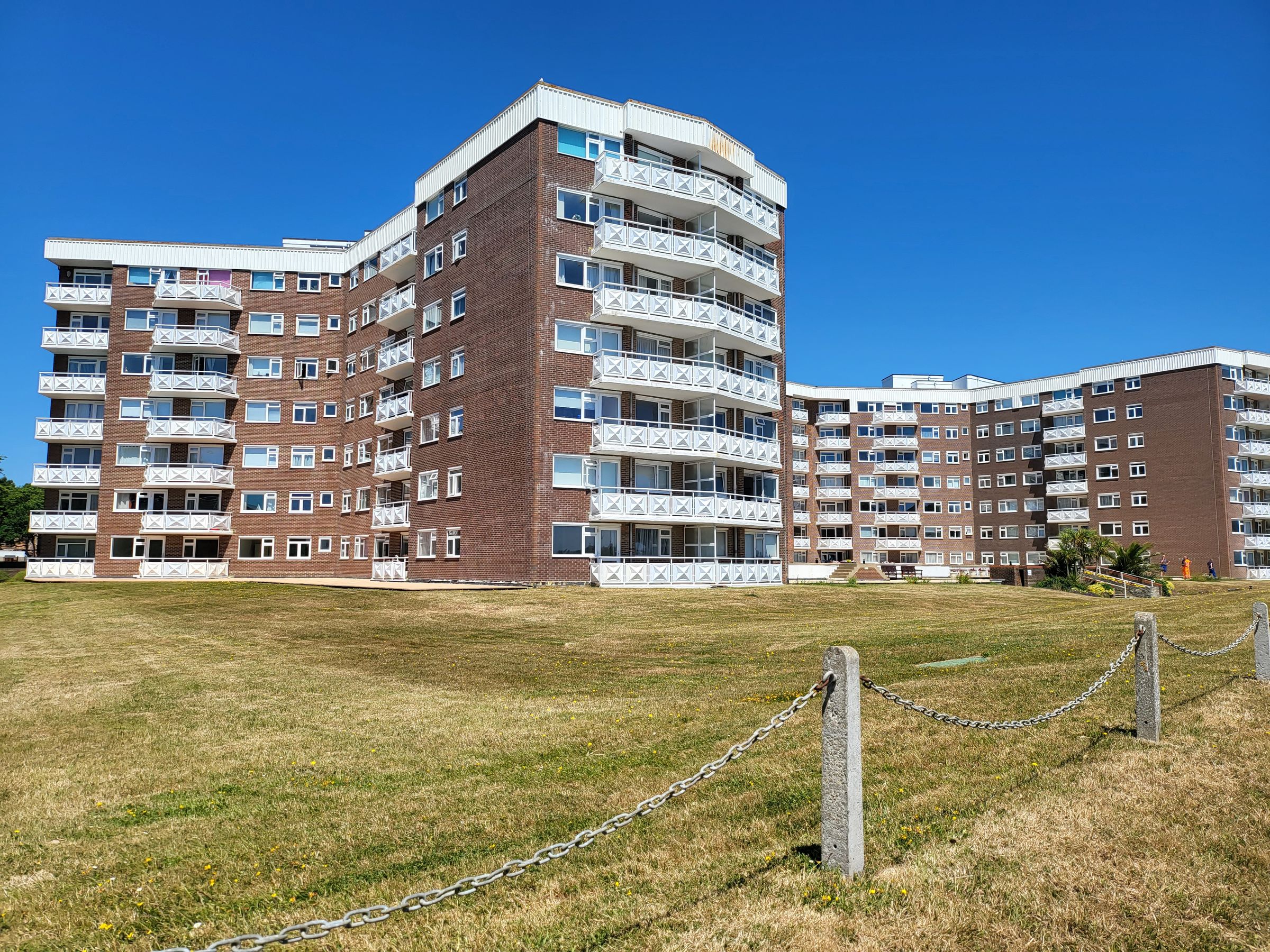 2 bed flat to rent in Grove Road, Bournemouth BH1 Zoopla