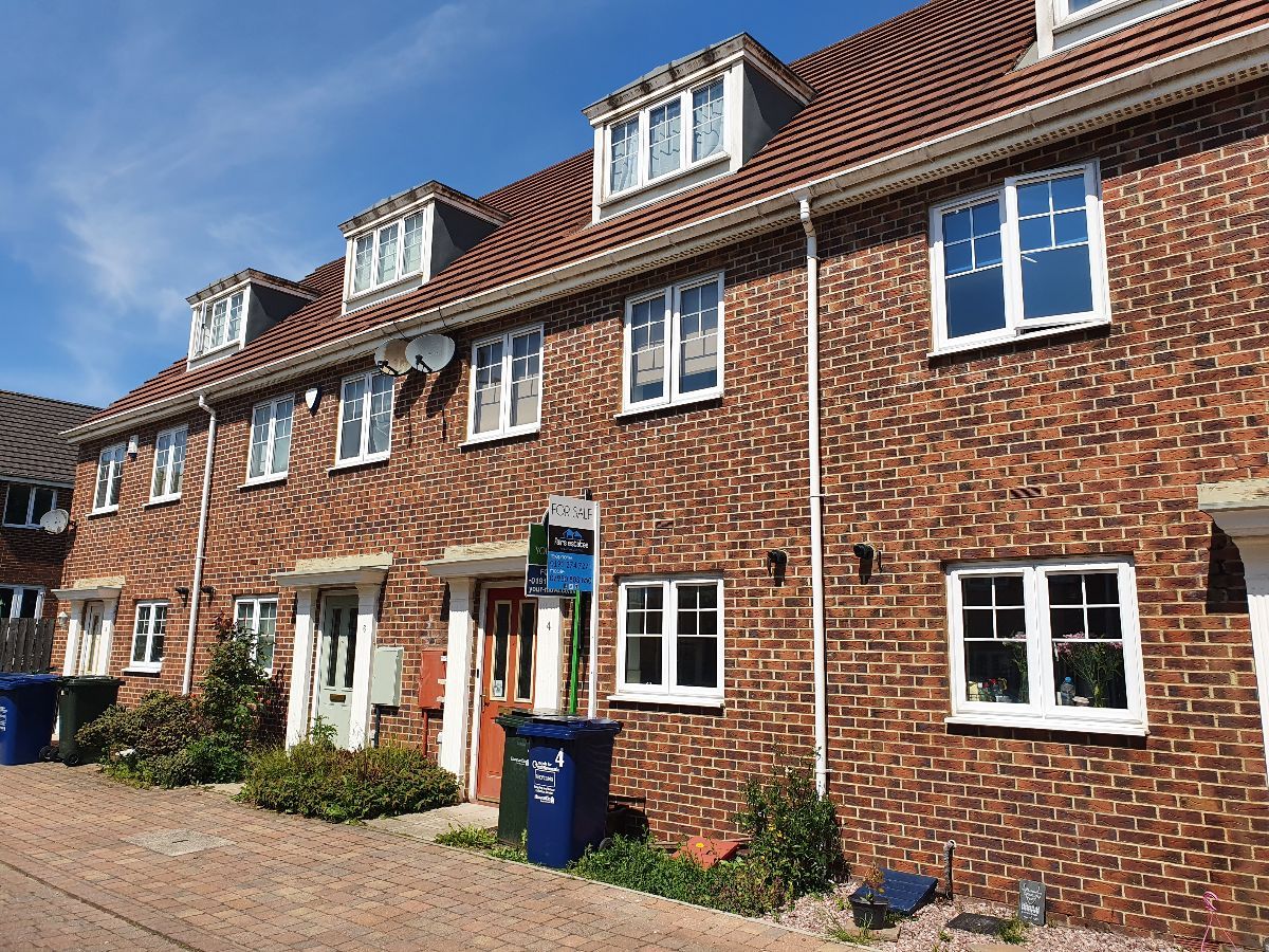 3 bed terraced house for sale in Ambergate Way, Newcastle Upon Tyne NE3
