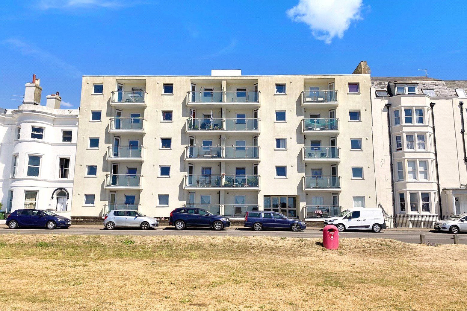 1 bed flat for sale in South Terrace, Littlehampton, West Sussex BN17