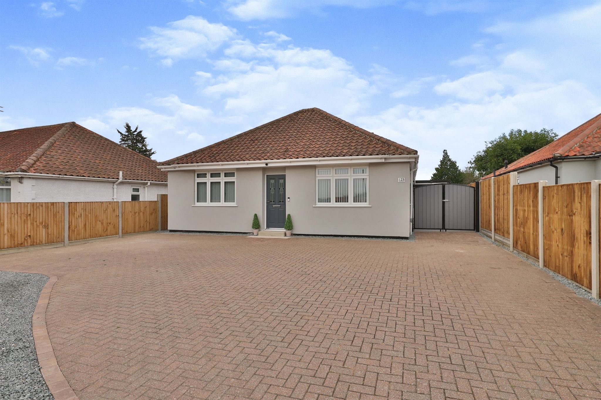 3 bed detached bungalow for sale in Holt Road, Hellesdon, Norwich NR6