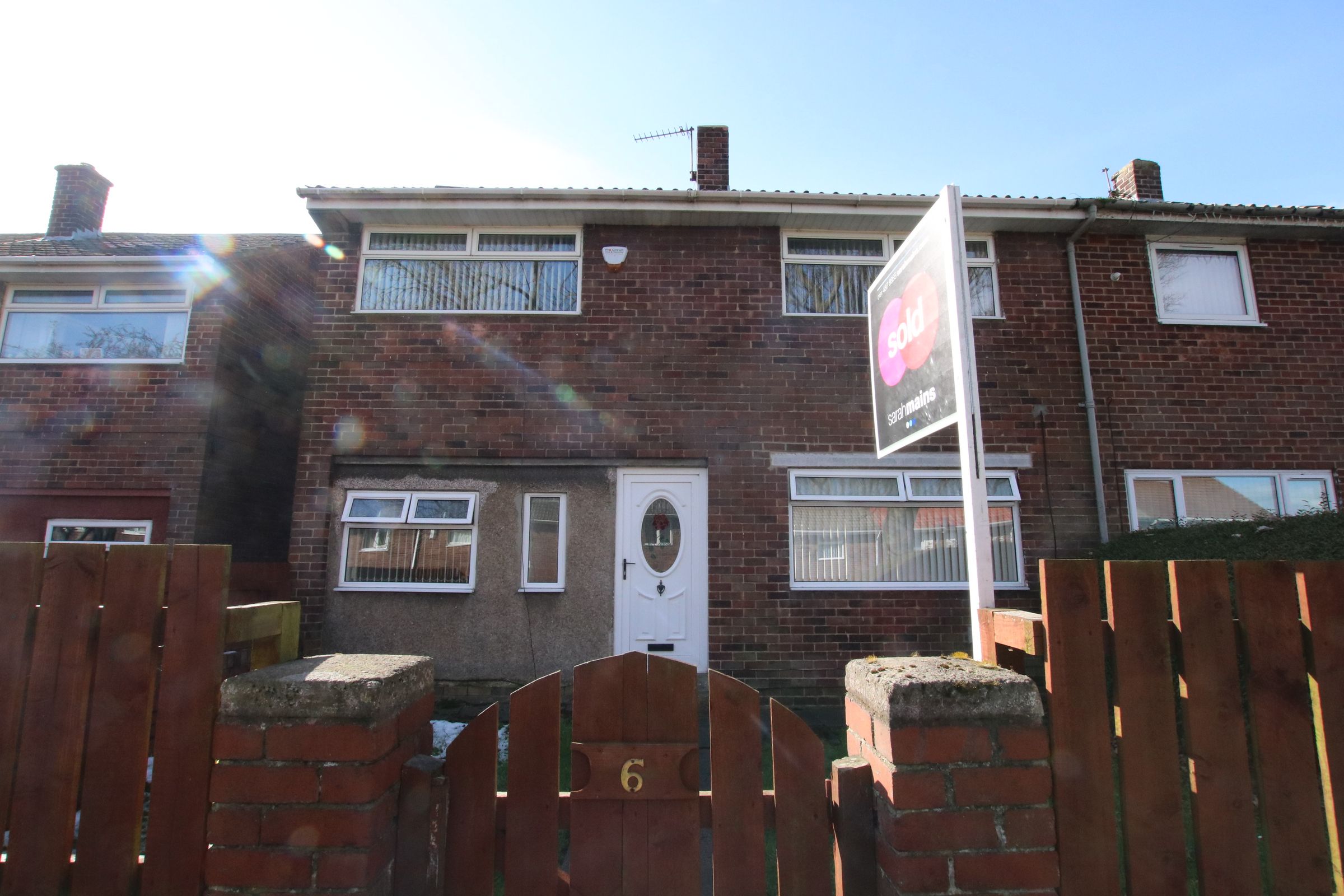 3 bed semidetached house to rent in Englefeld, Gateshead NE10 Zoopla