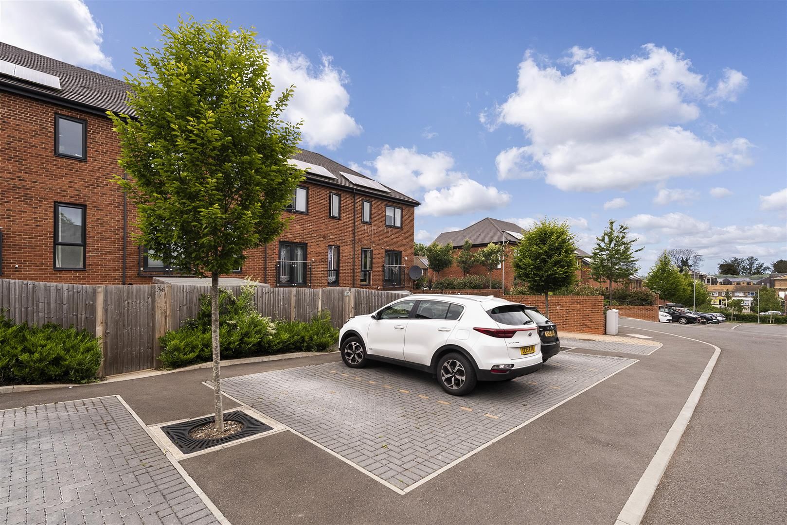 3 bed terraced house to rent in Warren Walk, Tunbridge Wells TN2 Zoopla
