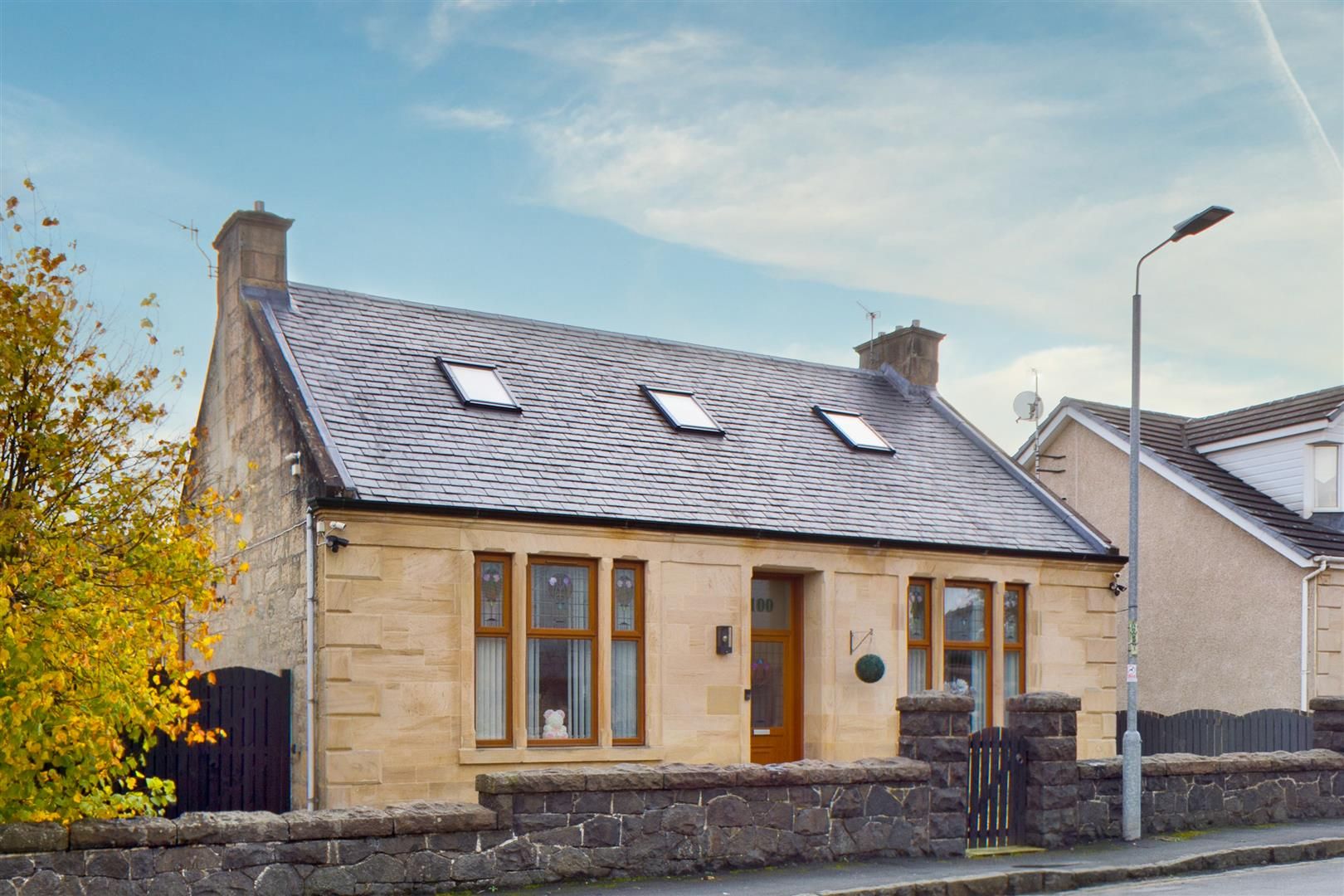 4 bed detached house for sale in Graham Street ML2 Zoopla