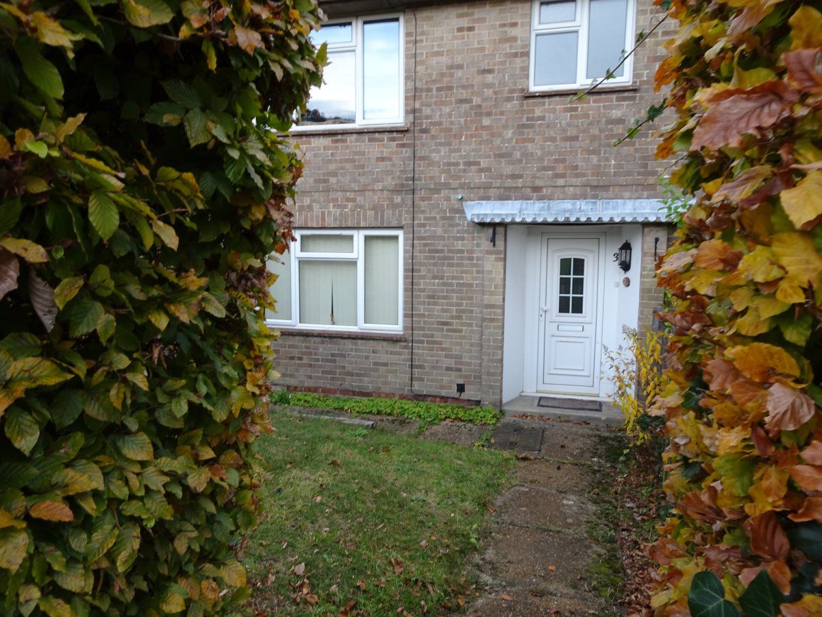 2 bed flat to rent in Mill Lane, Crowborough TN6 Zoopla