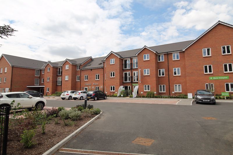 Oakhill Place, Overdale, Bedford MK41  