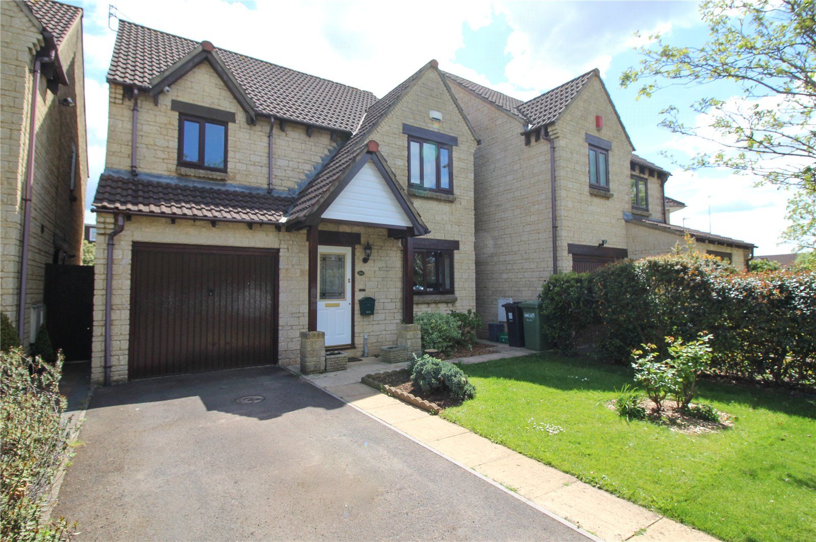 4 bed detached house for sale in Bromley Heath Road, Downend, Bristol