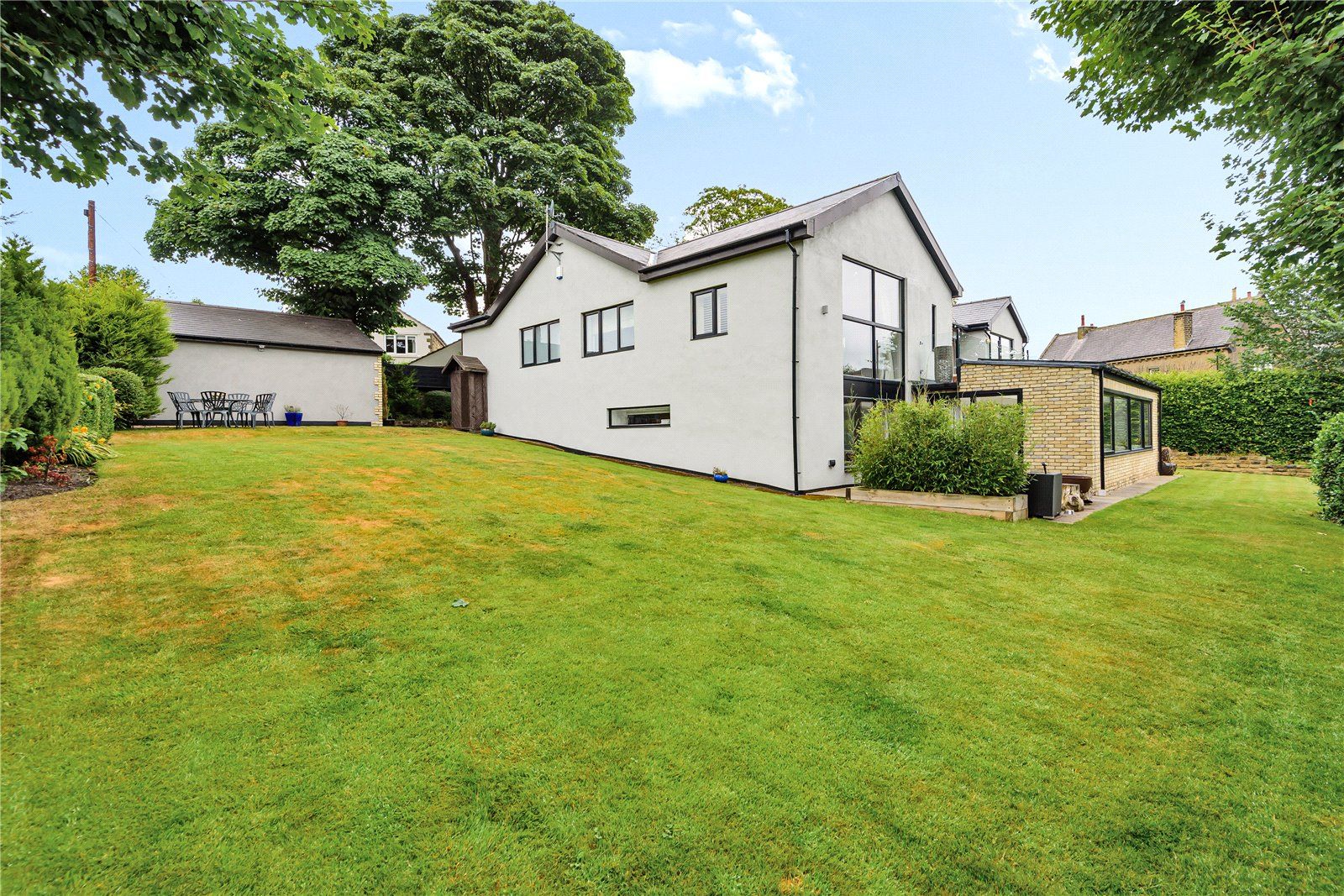 5 bed detached house for sale in Skye House, Larkfield Road, Rawdon