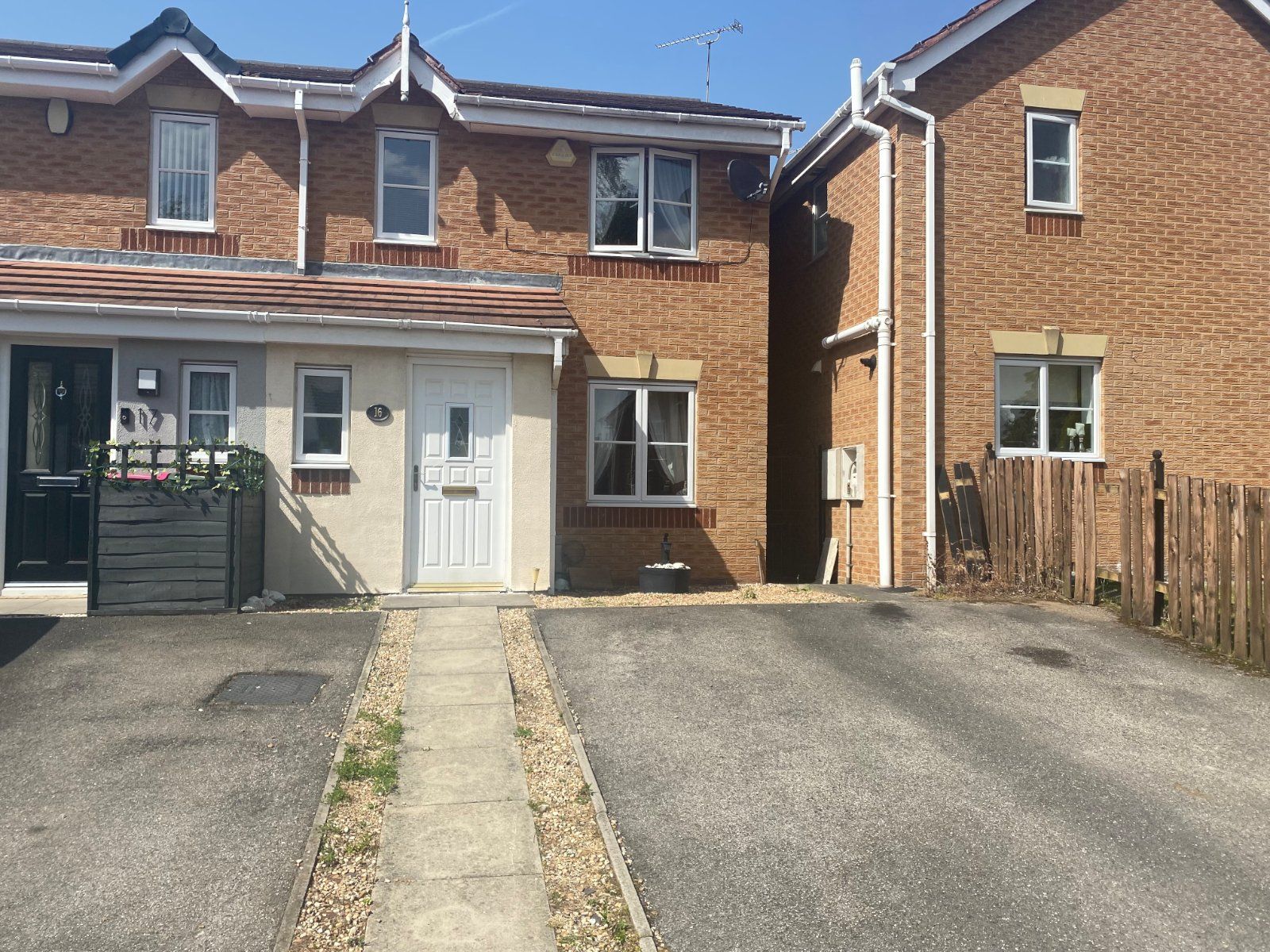 3 bed end terrace house for sale in Aldous Way, Kiveton Park, Sheffield, South Yorkshire S26