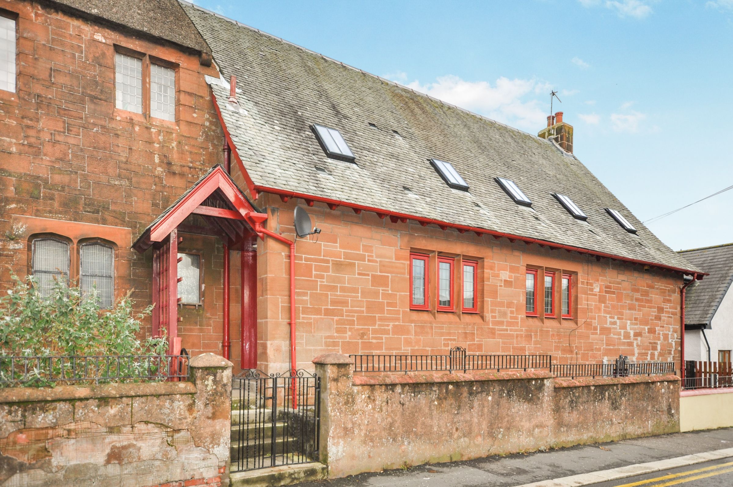 2 bed terraced house for sale in Wesley Road, Girvan KA26 Zoopla