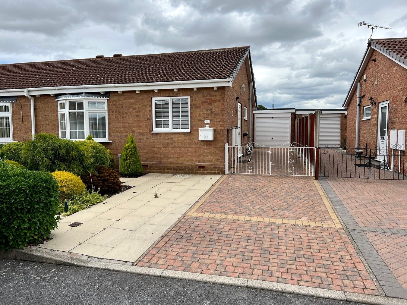 2 bed bungalow to rent in Kingsdale, Worksop S81 Zoopla
