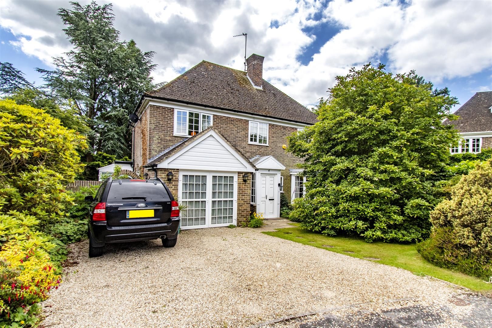 4 bed property for sale in Whincroft Park, Crowborough TN6 Zoopla