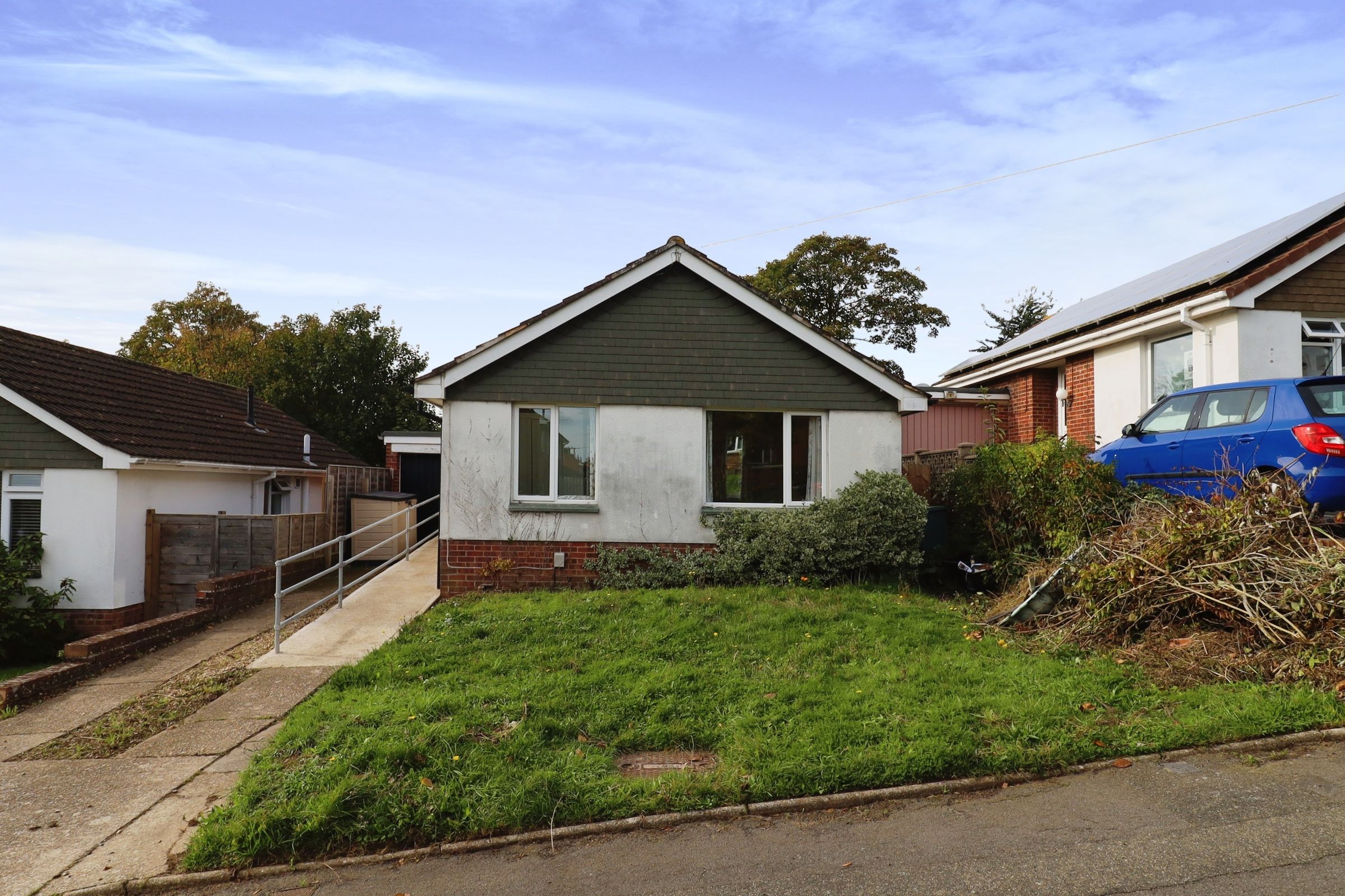 2 bed bungalow for sale in Grange Drive, Newport, Isle Of Wight PO30