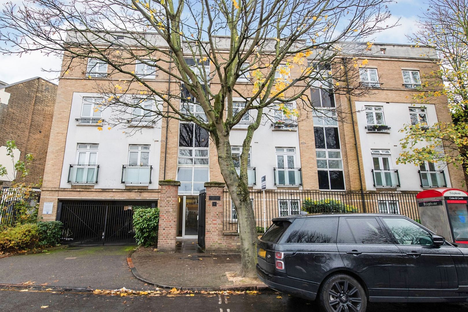 28 Drayton Park, Highbury N5  