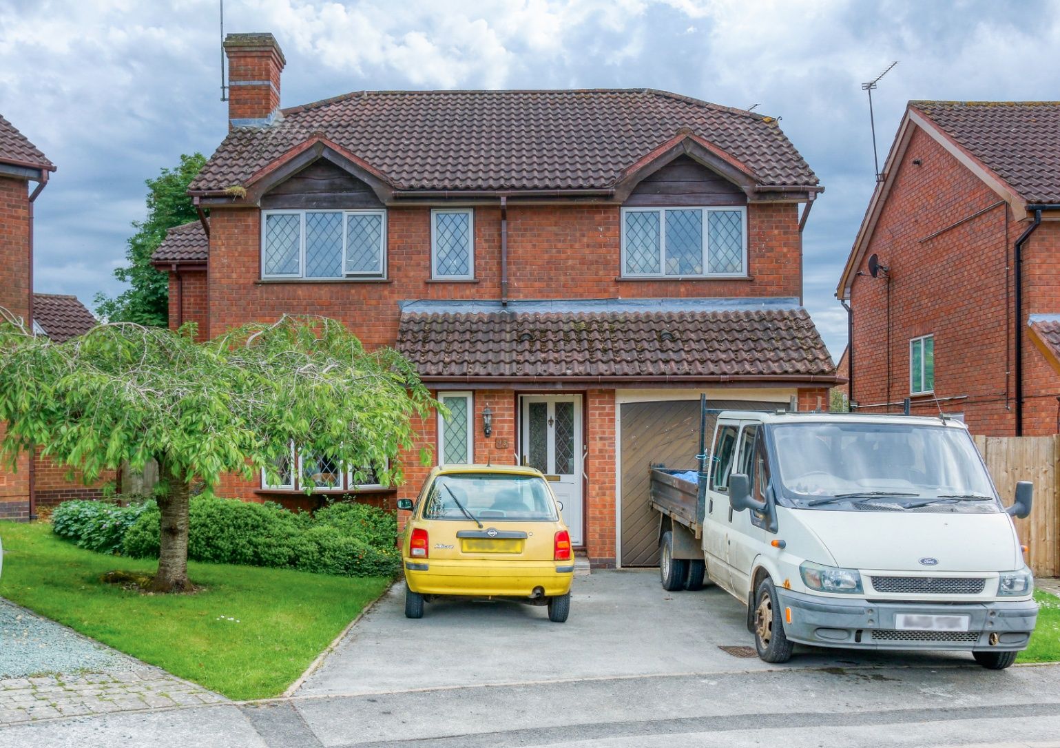 4 bed detached house for sale in Western Hill Close, Astwood Bank