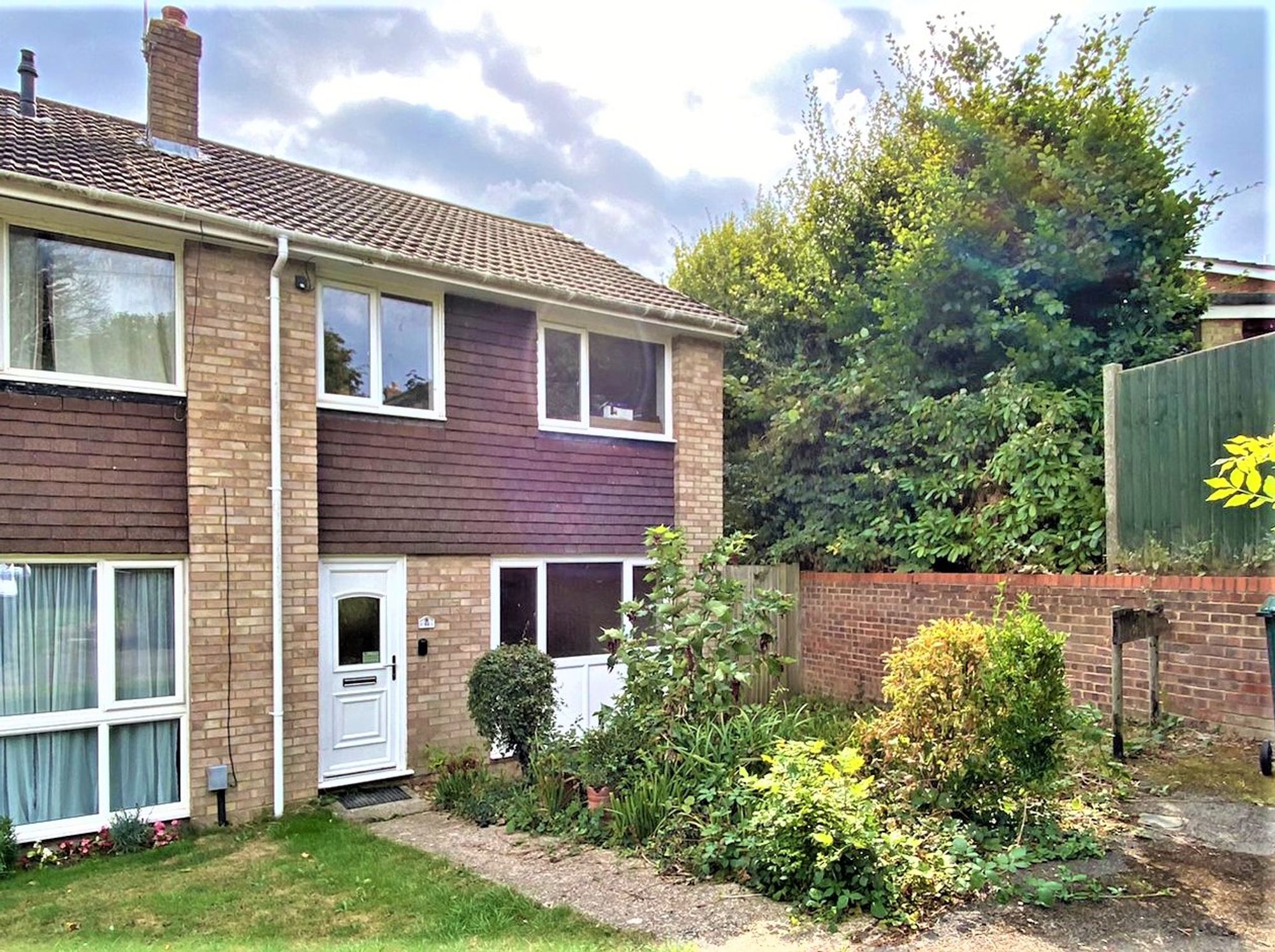 3 bed end terrace house for sale in Quantock Drive, Ashford TN24 Zoopla