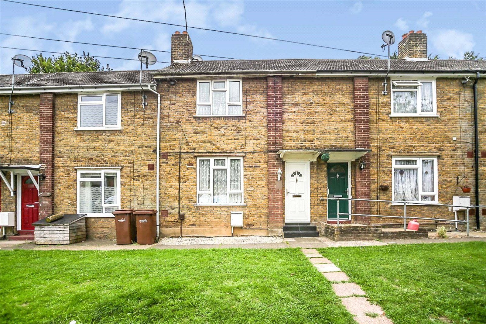 2 bed terraced house for sale in Darnley Road, Rochester, Kent ME2 Zoopla