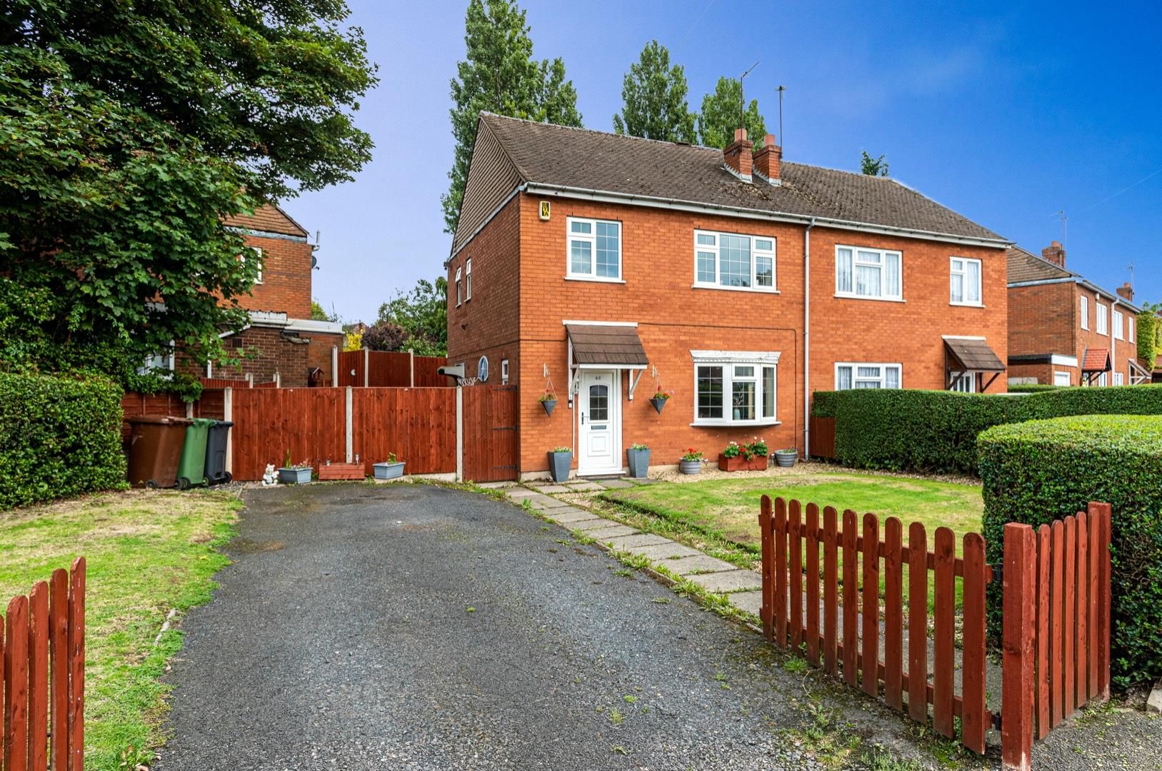 3 bed semidetached house for sale in Sneyd Hall Road, Bloxwich