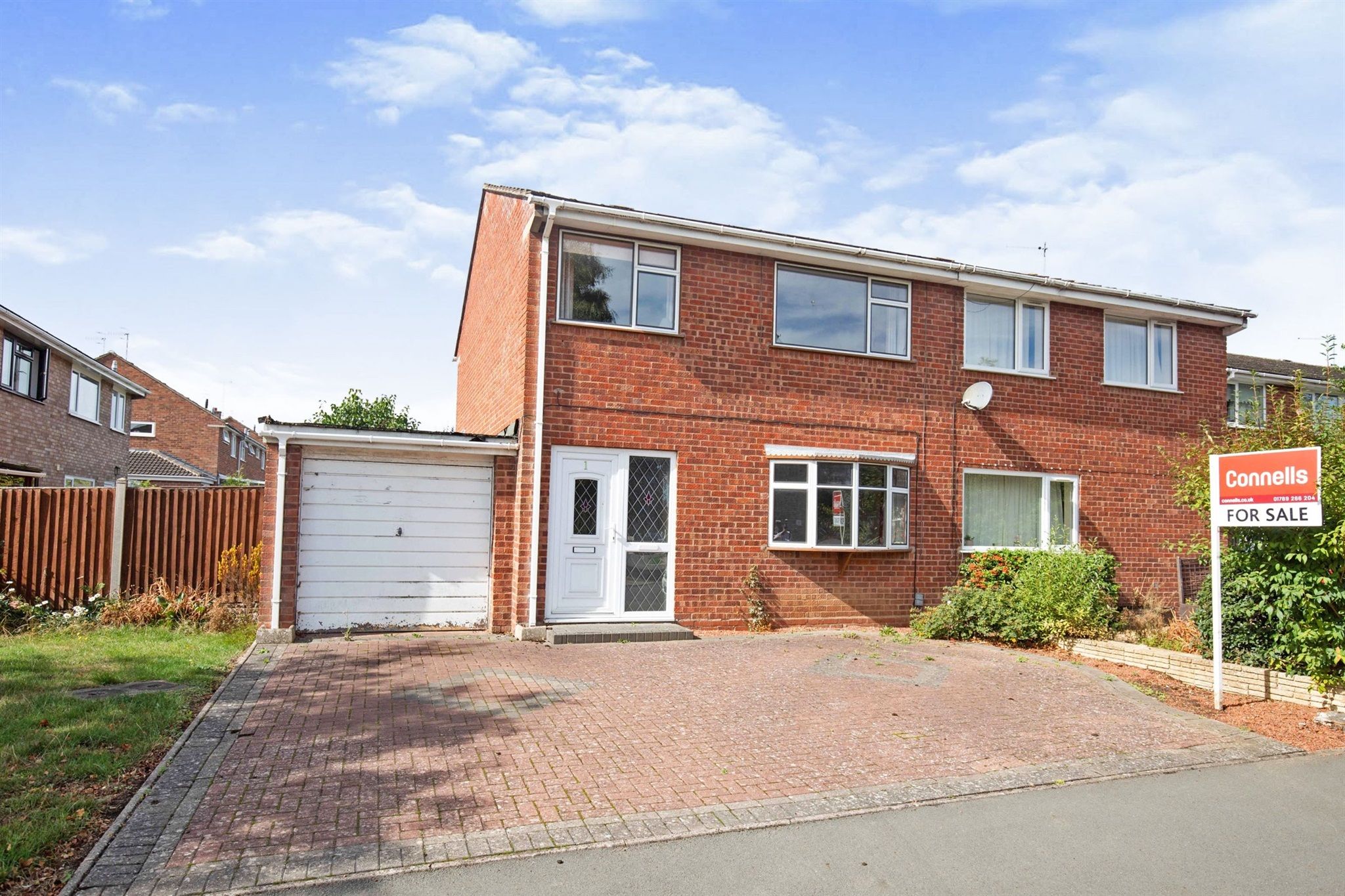 3 bed semidetached house for sale in Trevelyan Crescent, Stratford