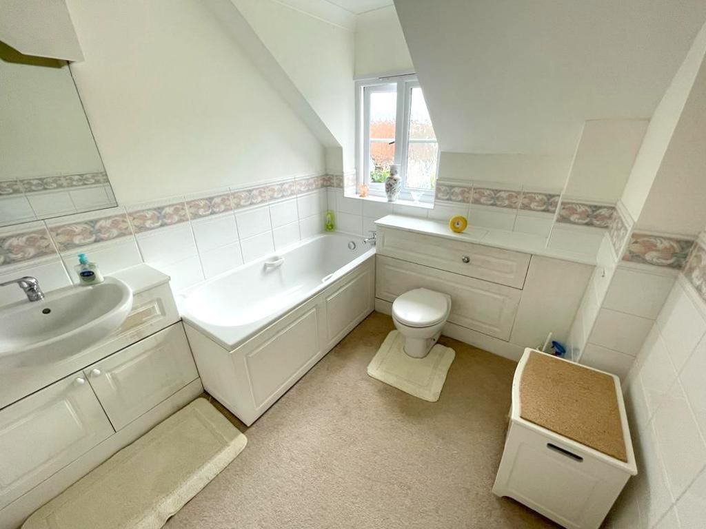 5 bed detached house for sale in Heneage Drive, West Cross, Swansea SA3