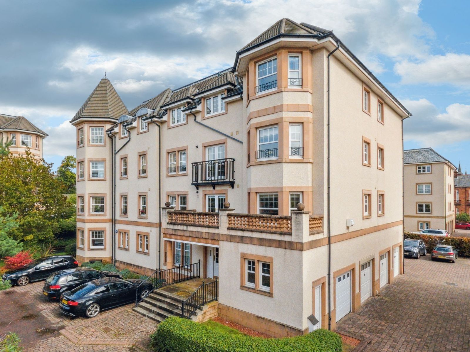 3 bed flat for sale in Littlejohn Road, Greenbank, Edinburgh EH10 Zoopla