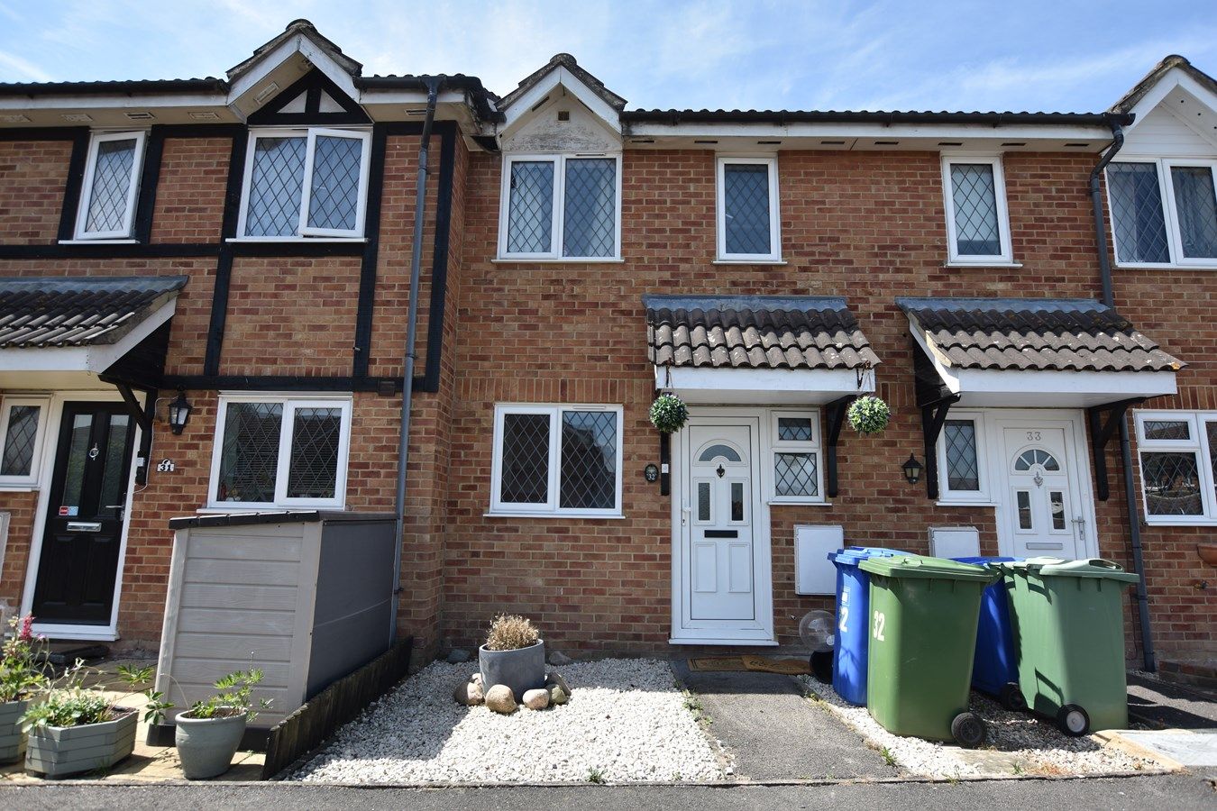 2 bed terraced house to rent in Statham Court, Amen Corner, Binfield