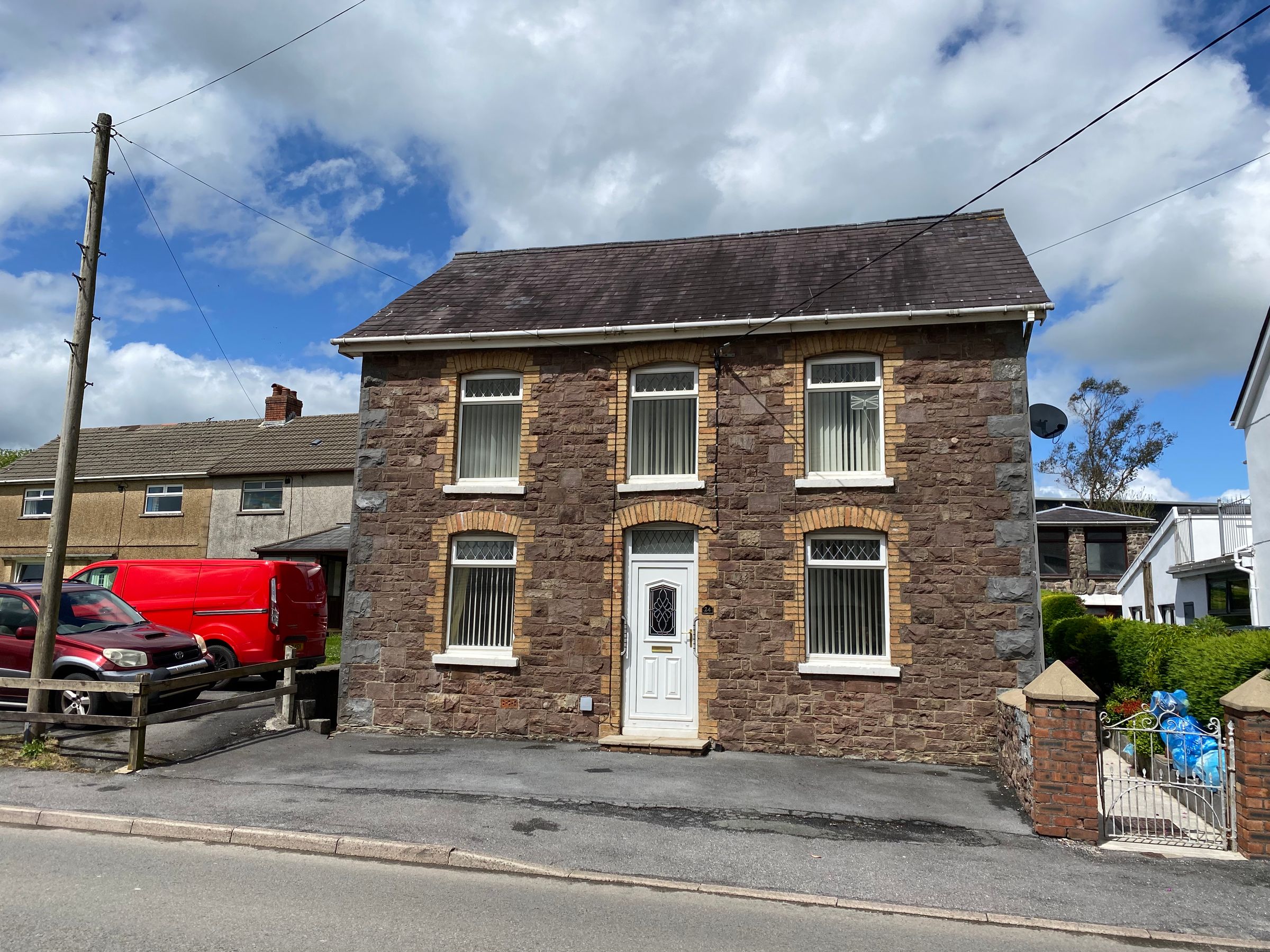 3 bed detached house for sale in Cefneithin Road, Gorslas, Llanelli