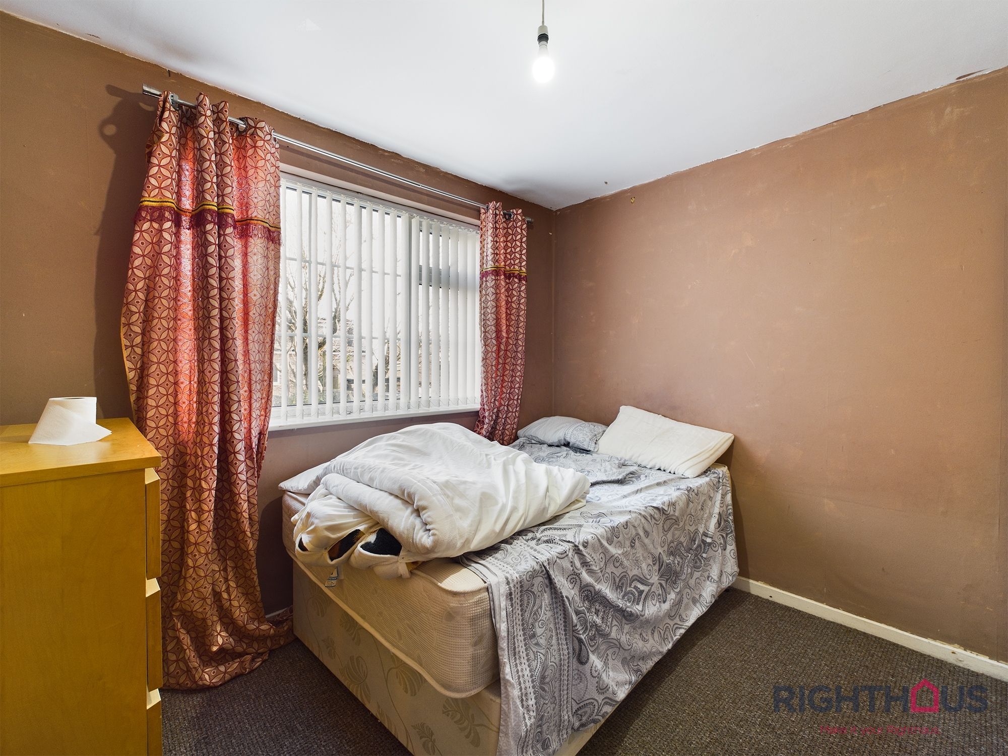 4 bed semidetached house for sale in Grey Friar Walk, Bradford BD7