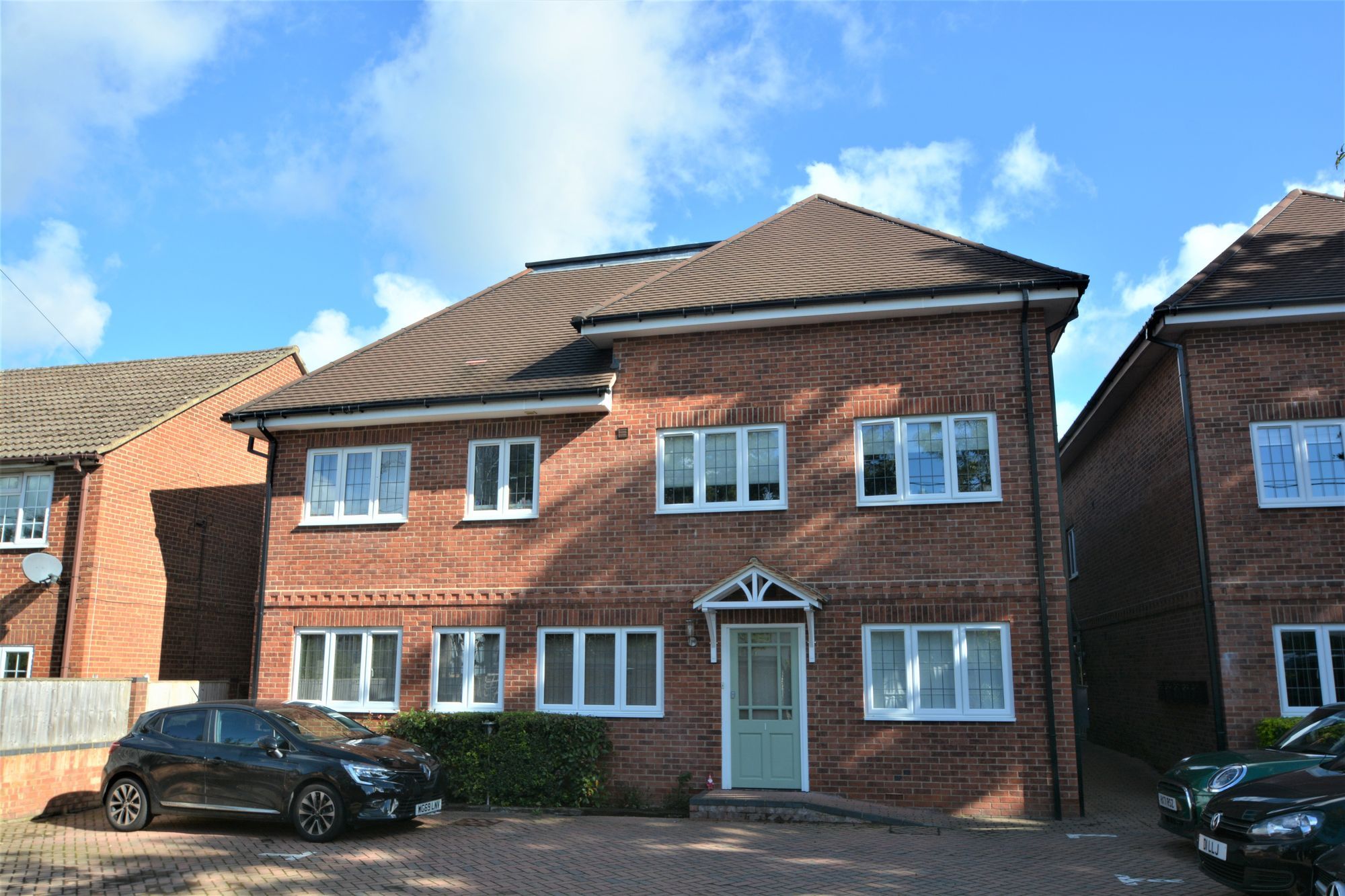 1 bed for sale in Reading Road, Winnersh RG41 Zoopla