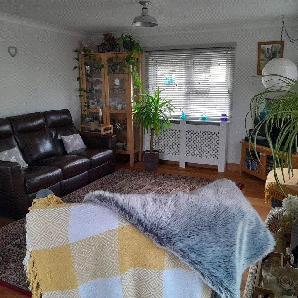 2 bed property for sale in Miners Walk, Wood End, Atherstone