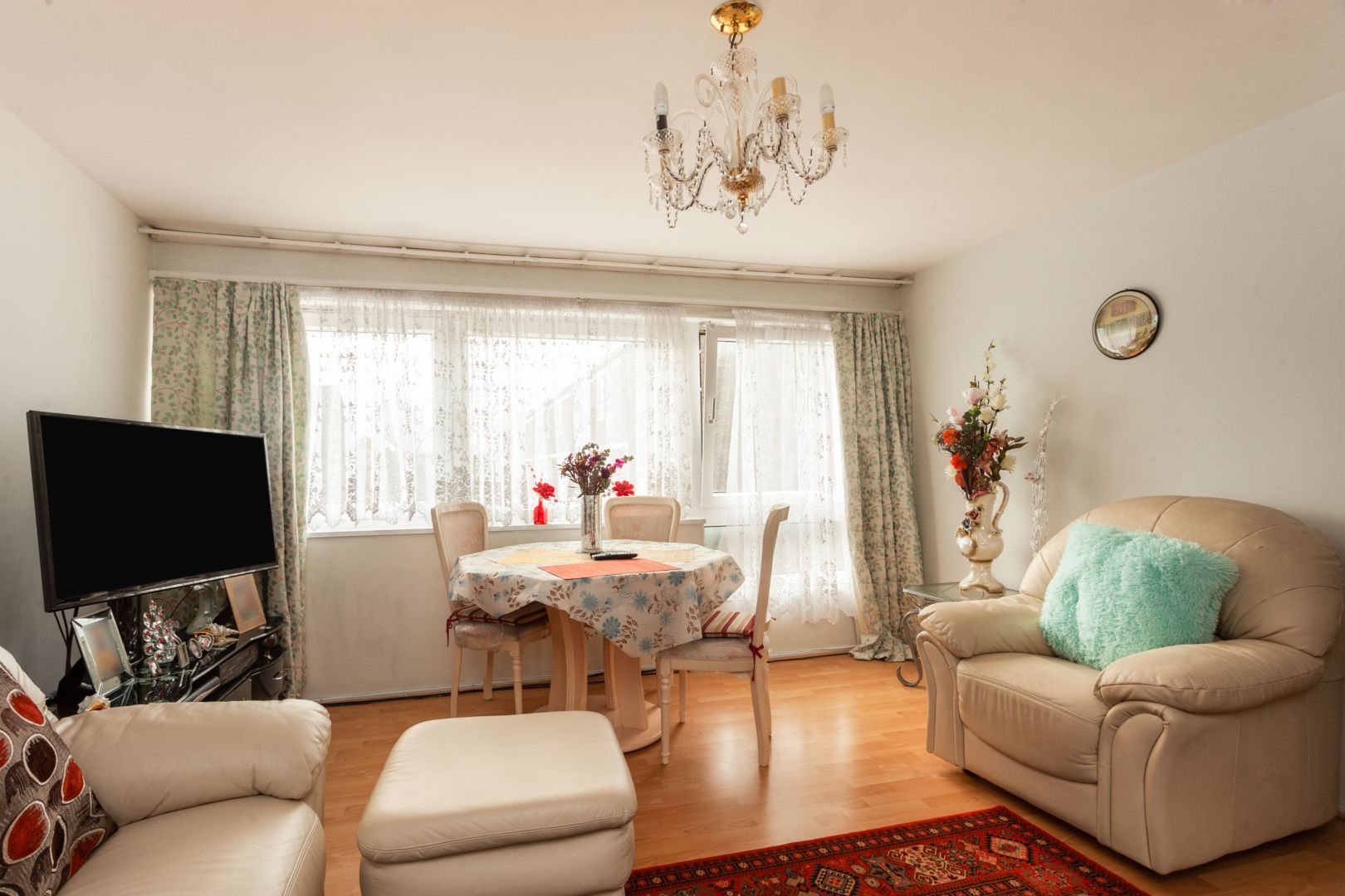 4 Vernon Road London E3  