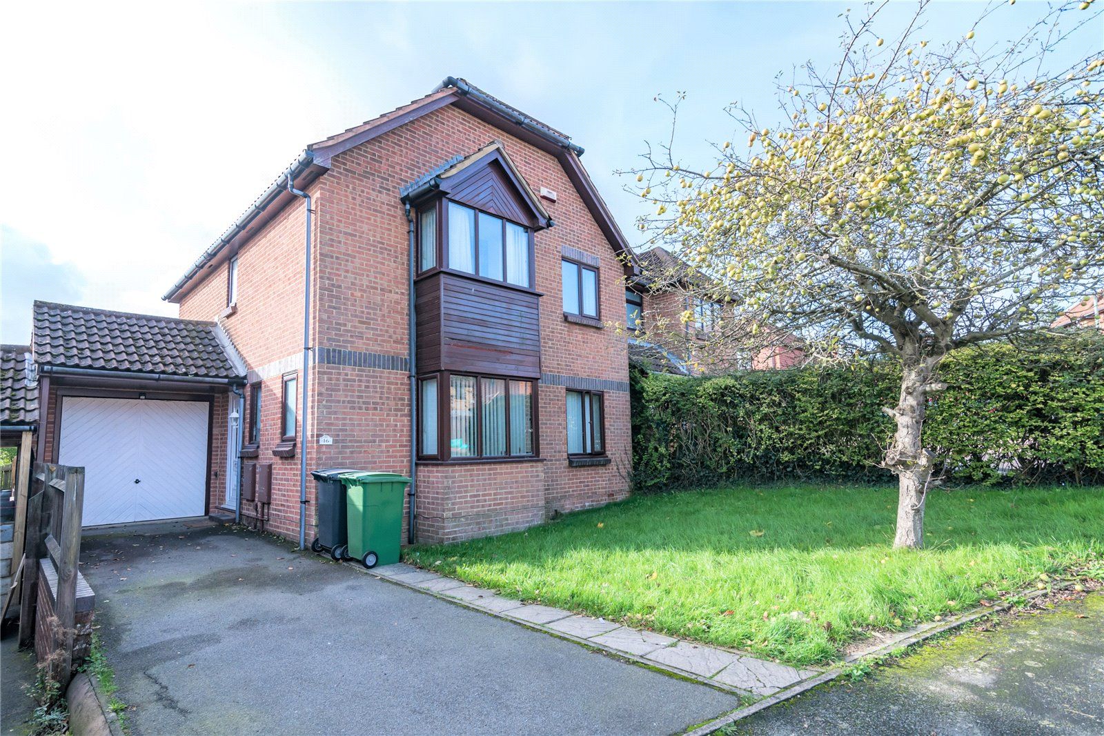 4 bed detached house for sale in Folkington Gardens, St. LeonardsOn