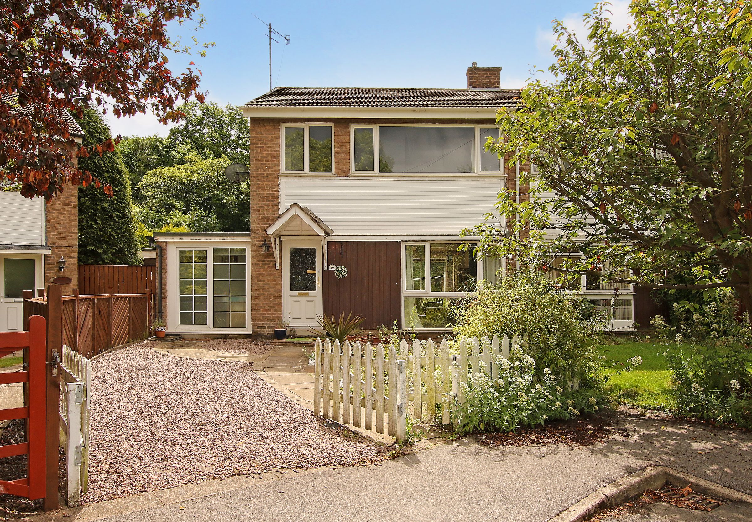 West View Close, Sheffield S17  