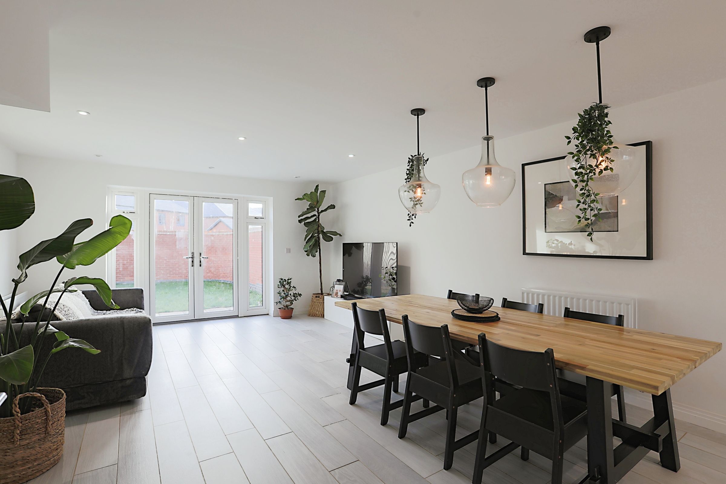 4 bed semidetached house for sale in Rievaulx Way, Monksmoor, Daventry