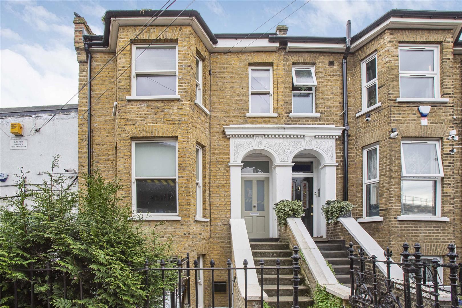 1 bed flat for sale in Sebert Road, Forest Gate, London E7 Zoopla