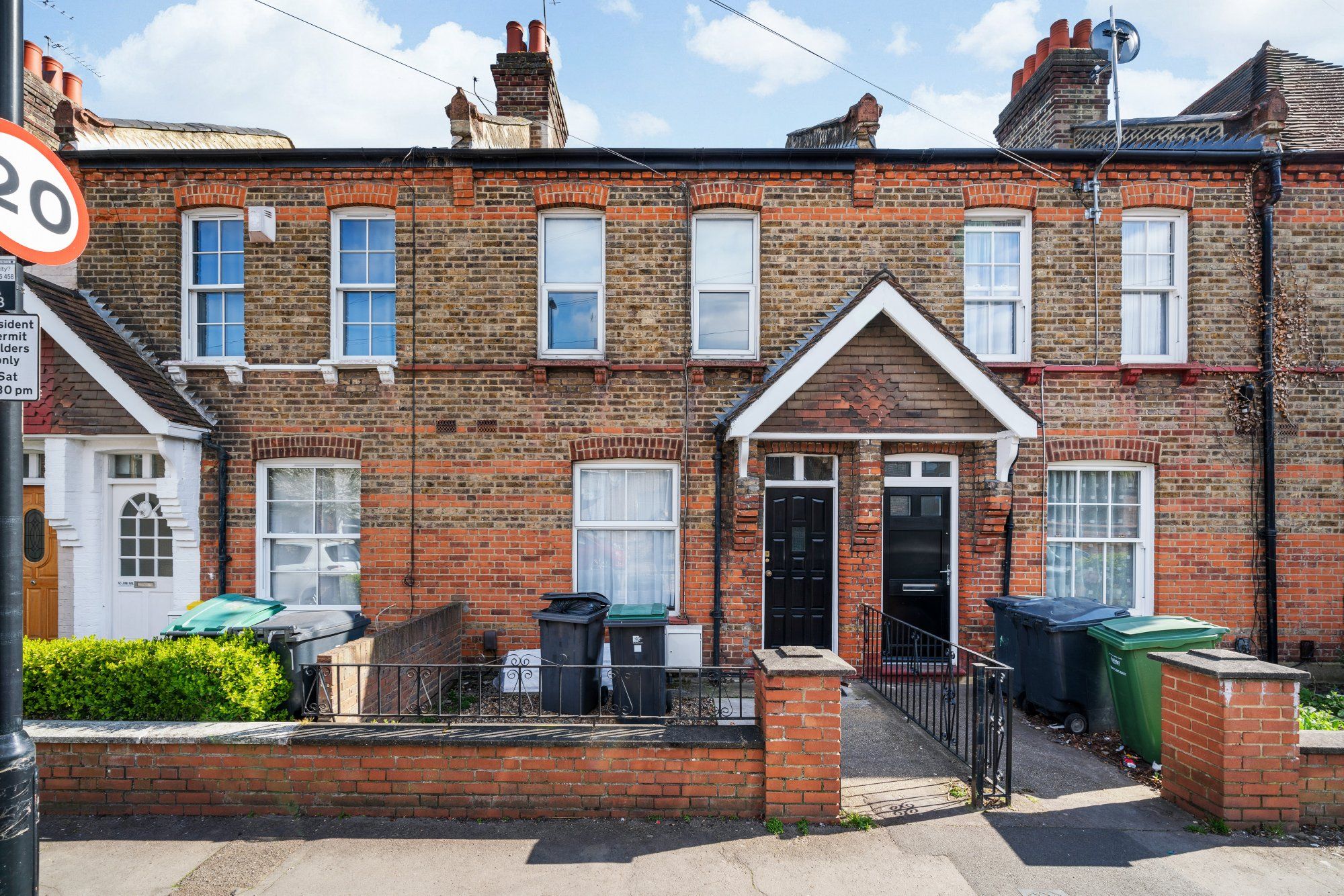 2 bed terraced house for sale in Farrant Avenue, London N22 Zoopla