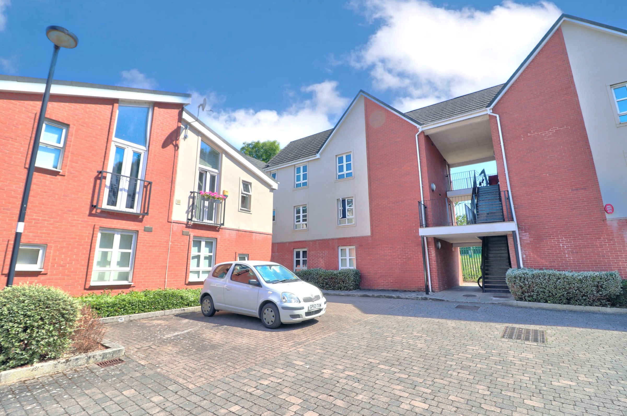 2 bed flat for sale in Heathlands Grange, Stapenhill, BurtonOnTrent