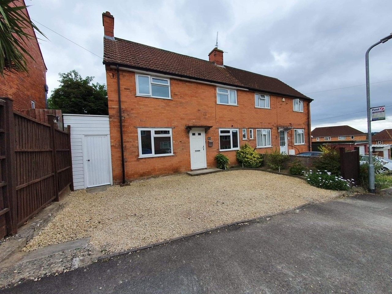 3 bed semidetached house for sale in Highfield Road, Yeovil BA21 Zoopla