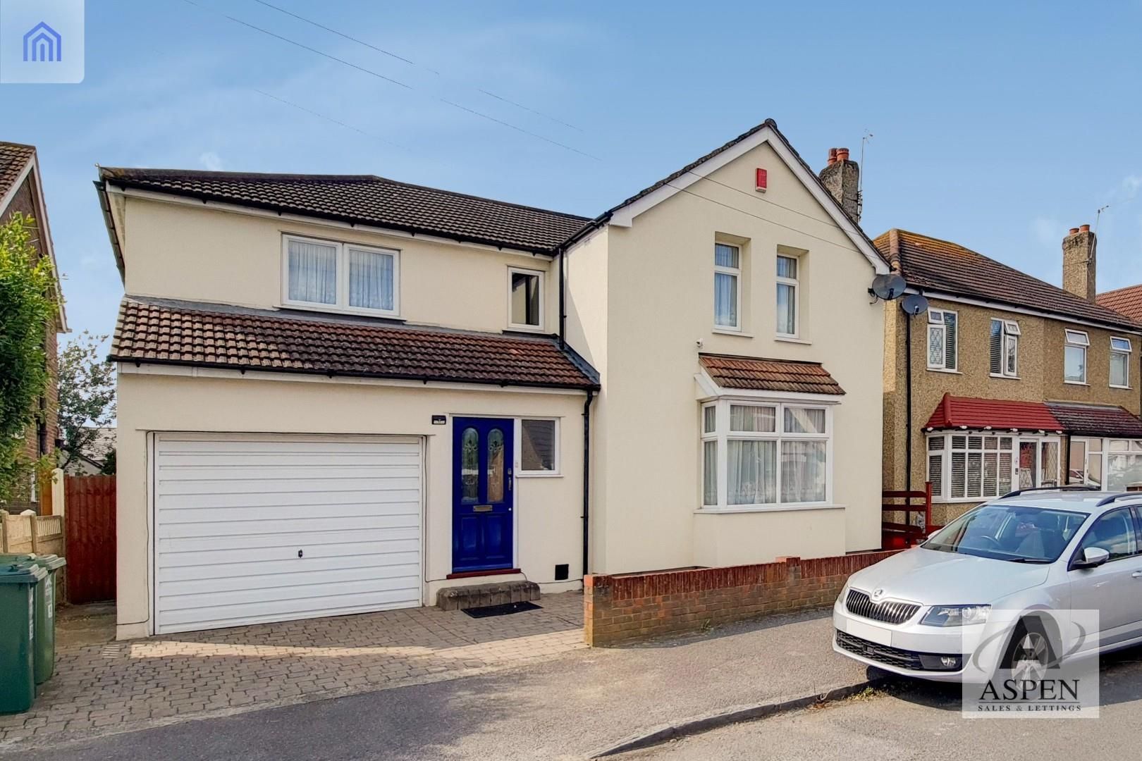 Warwick Road, Ashford TW15  