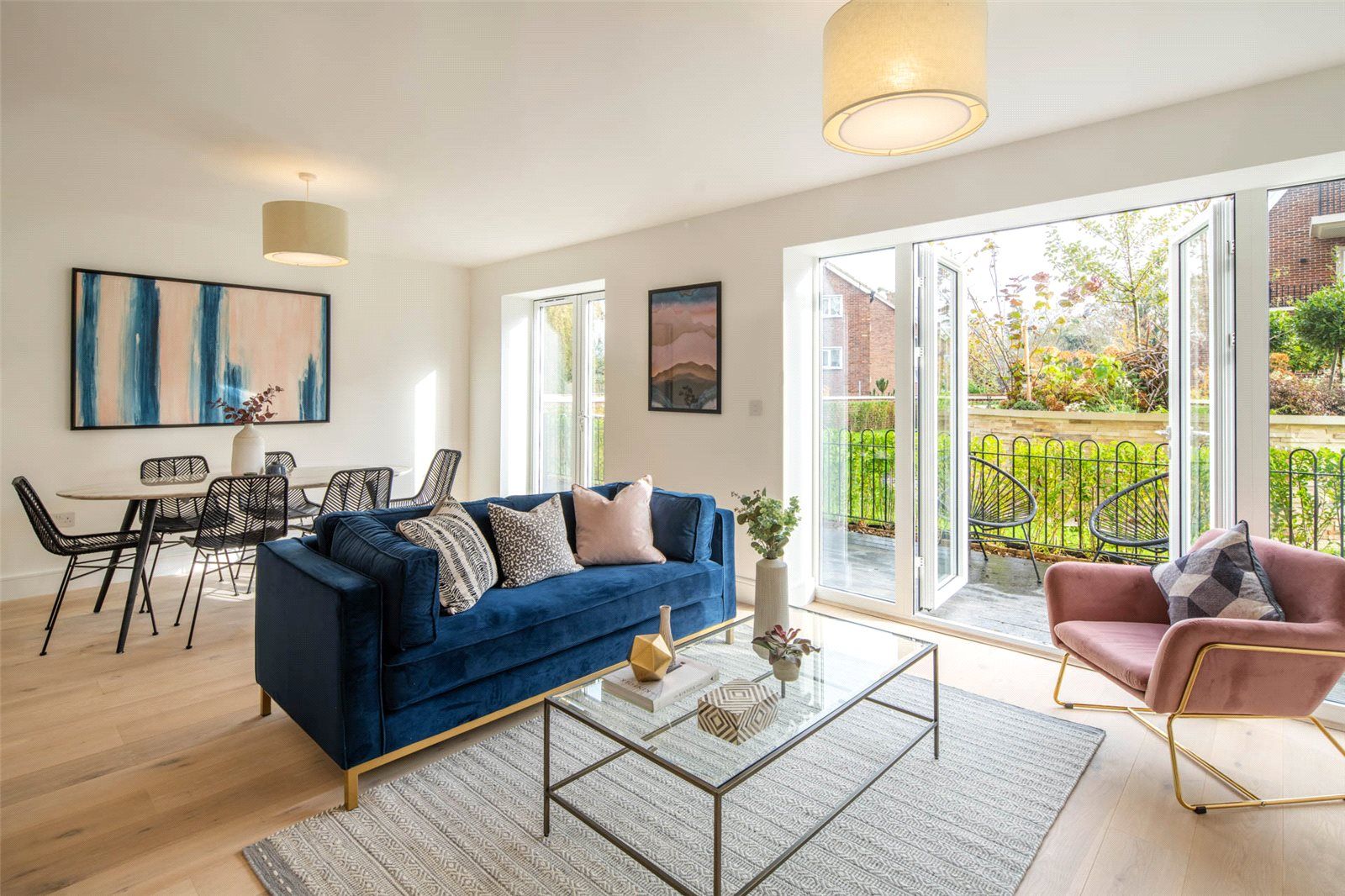 Whetstone Square, High Road, Whetstone, London N20  