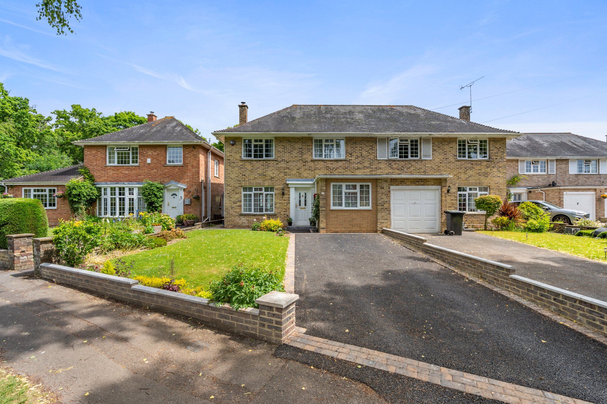 4 bed semidetached house for sale in Scantabout Avenue, Chandler's