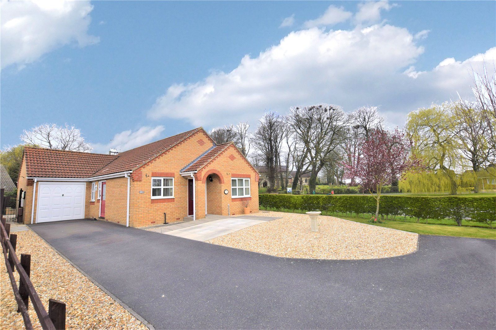 3 bed bungalow for sale in Mumby Meadows, Mumby, Alford LN13 Zoopla