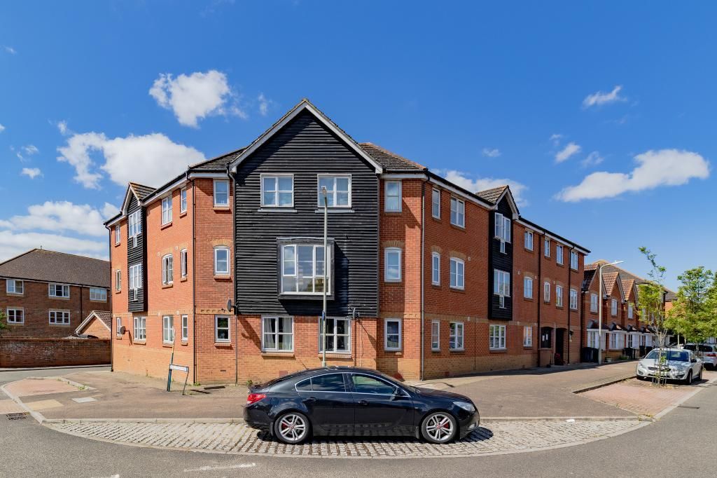 2 bed flat for sale in East Stour Way, South Willesborough, Ashford