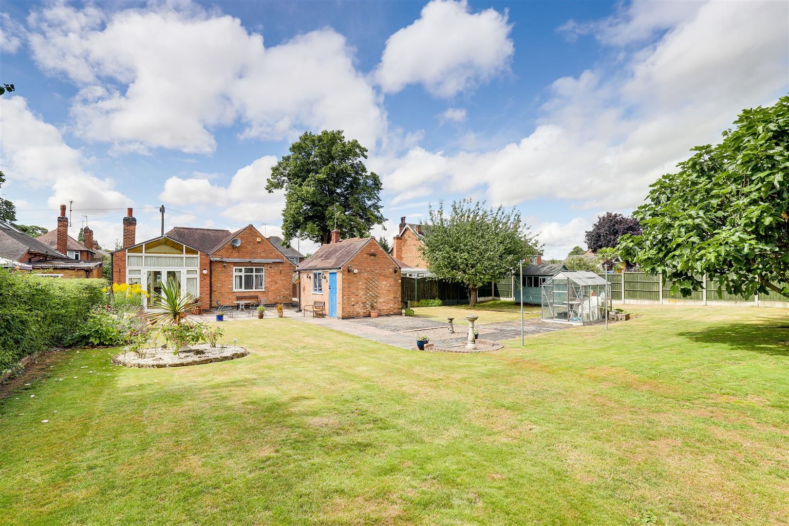 2 bed detached bungalow for sale in Arnot Hill Road, Arnold