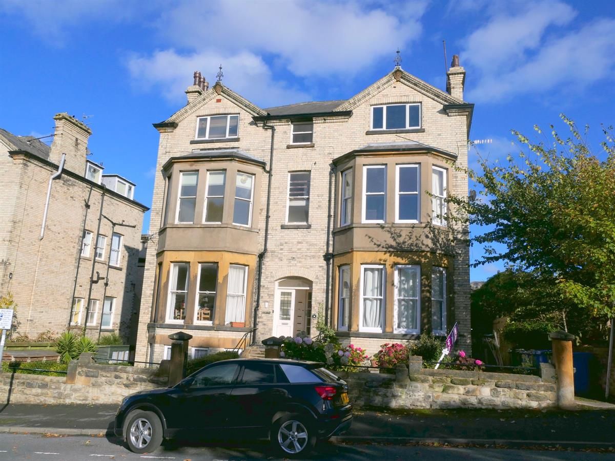 2 bed flat to rent in Fulford Road, Scarborough YO11 Zoopla