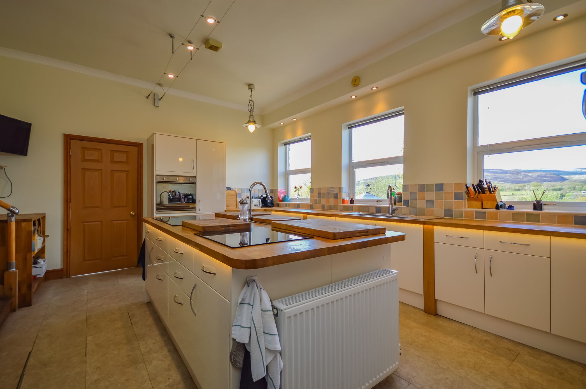 6 bed detached house for sale in Bryncethin Road, Garnant SA18 Zoopla