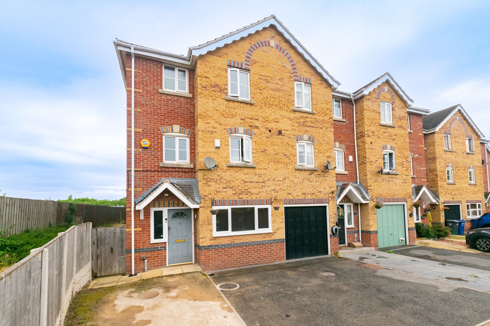 4 bed detached house for sale in Heath Court, Warmsworth, Doncaster DN4