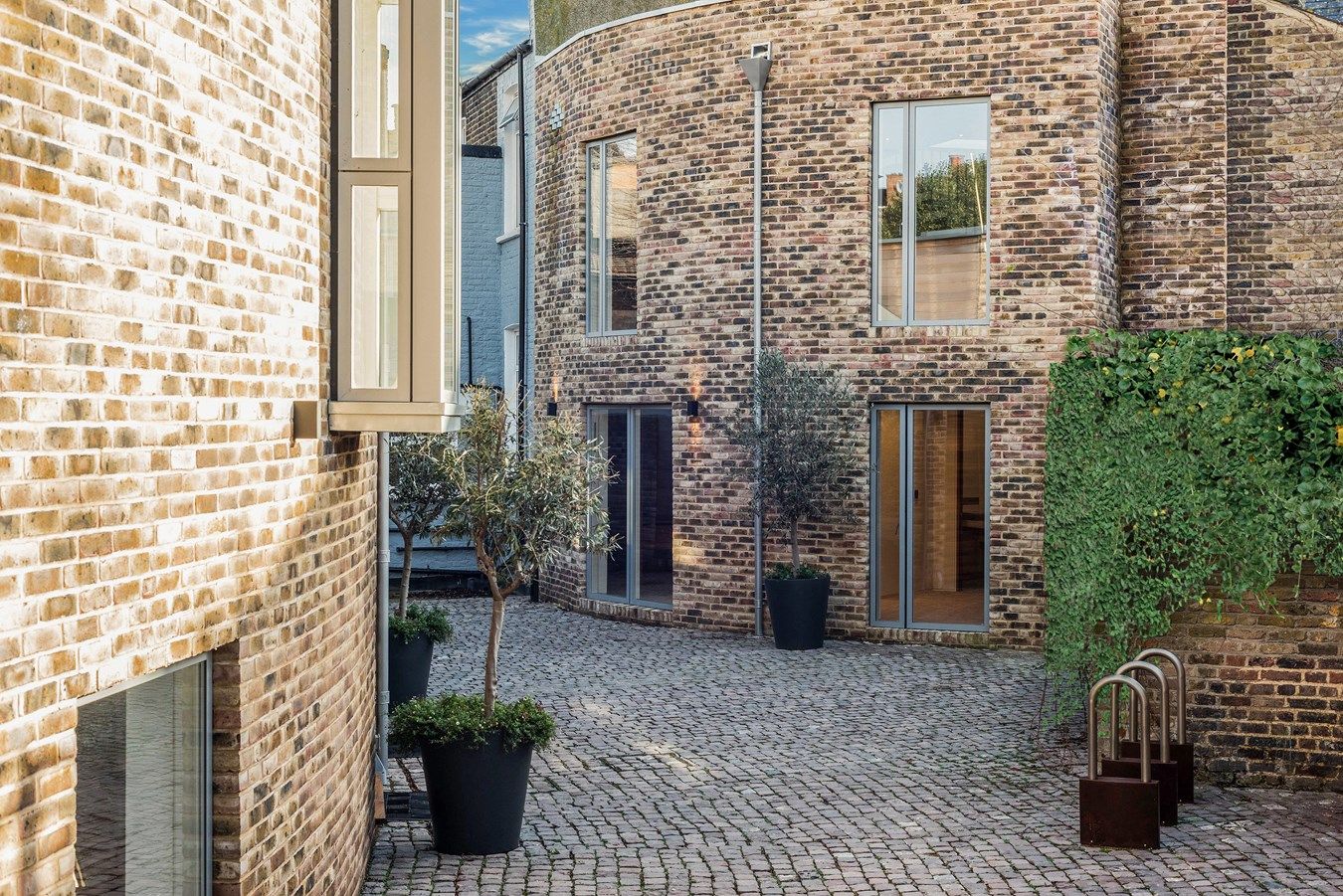 Lycett Place, Shepherds Bush, London W12  