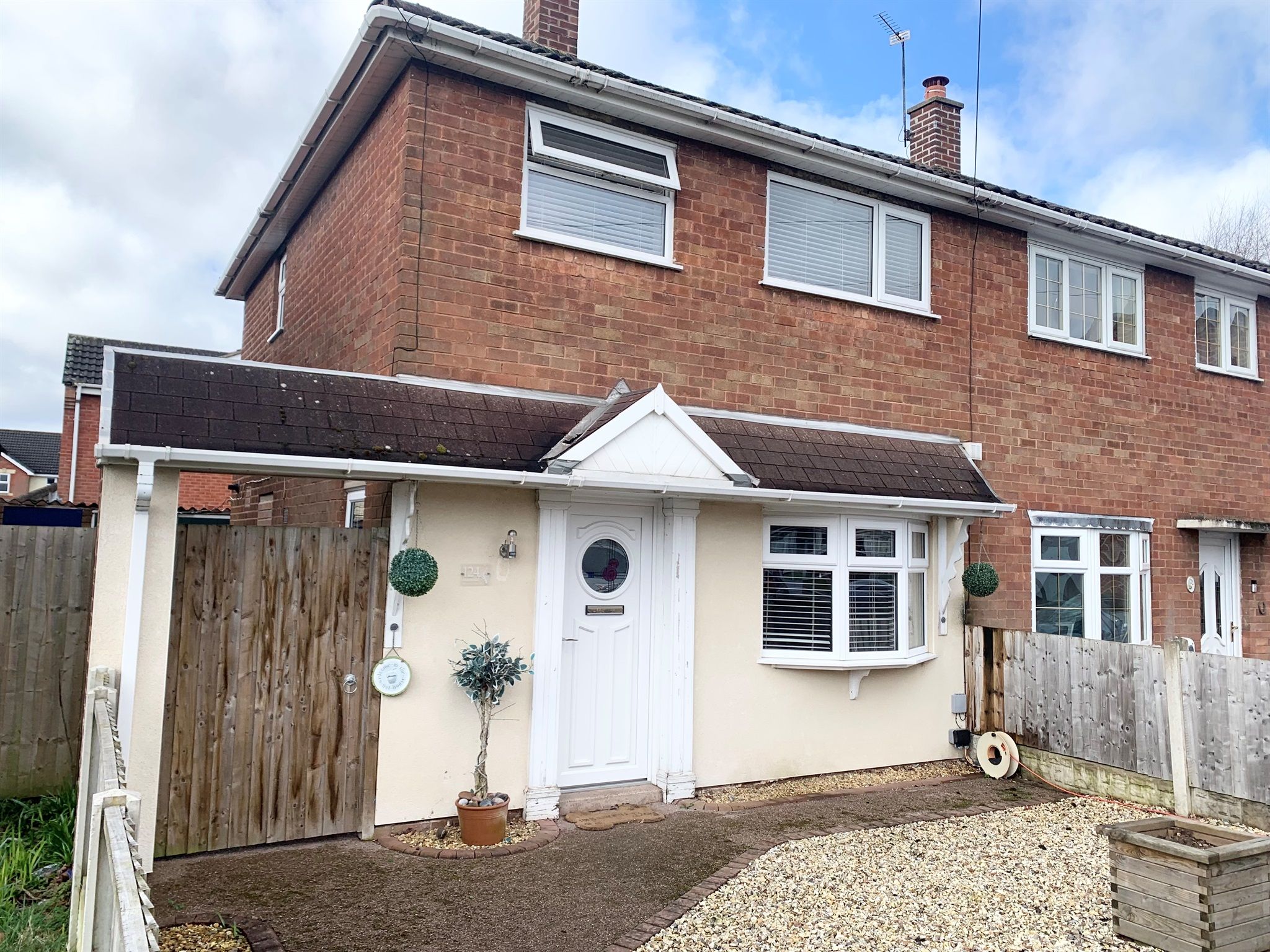 2 bed semidetached house for sale in Brownhills Road, Norton Canes